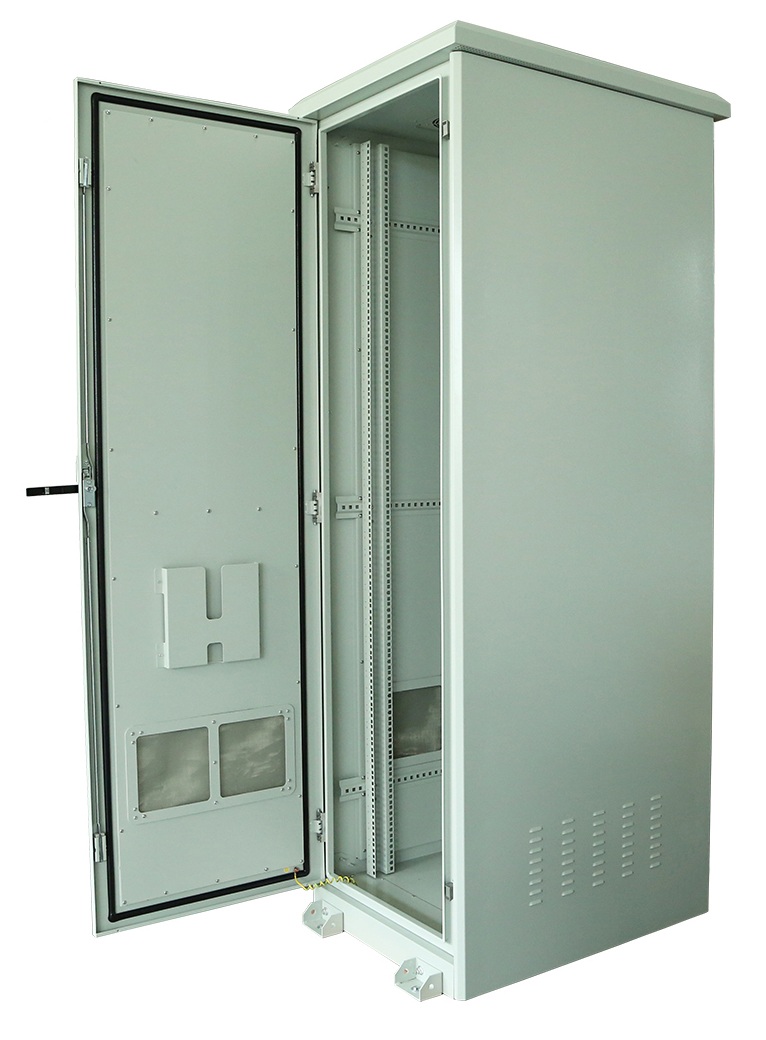 1_1774863137 NETPRO 19'' Outdoor IP65 Floor Cabinet 32U 80cm NP-IP65-C32U80 - Image 1